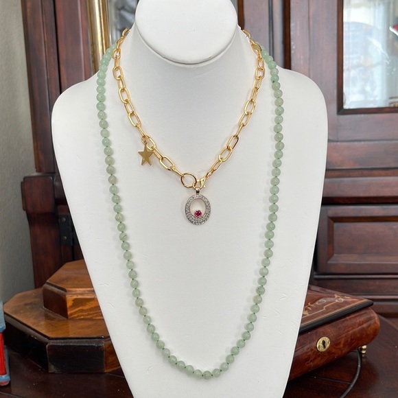 Natural green aventurine 6.5 mm hand knotted bead necklace - Picture 2 of 6
